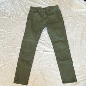 Uniqlo olive chinos